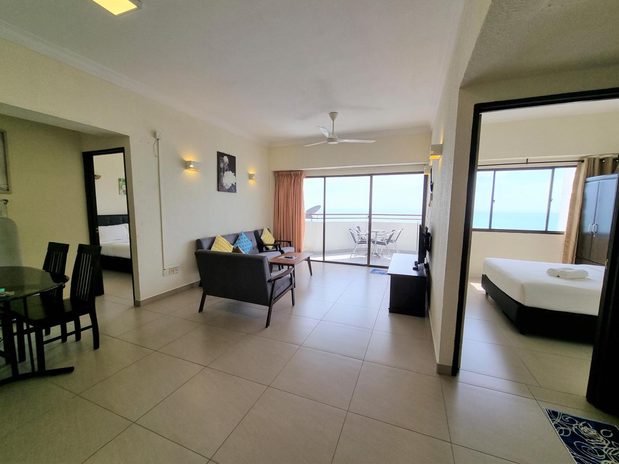 Green Ocean Seaview Apartment Batu Feringgi Luaran gambar
